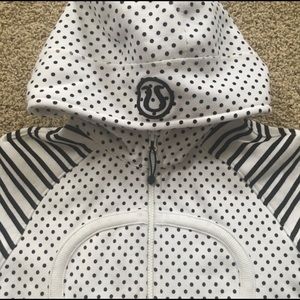 🖤NWOT Lululemon Scuba Hoodie Size 10🖤